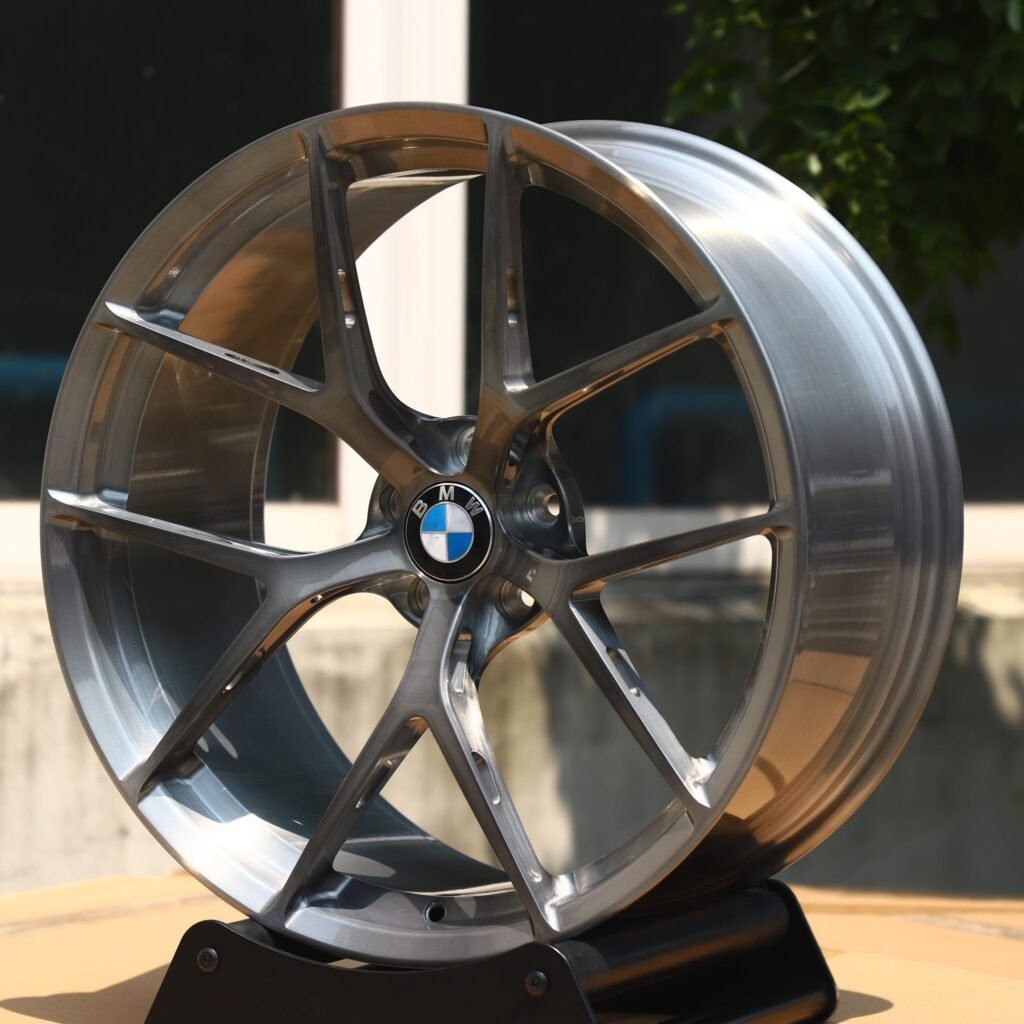 Honda Civic Type R wheels – Transparent Gray Custom, angled view
