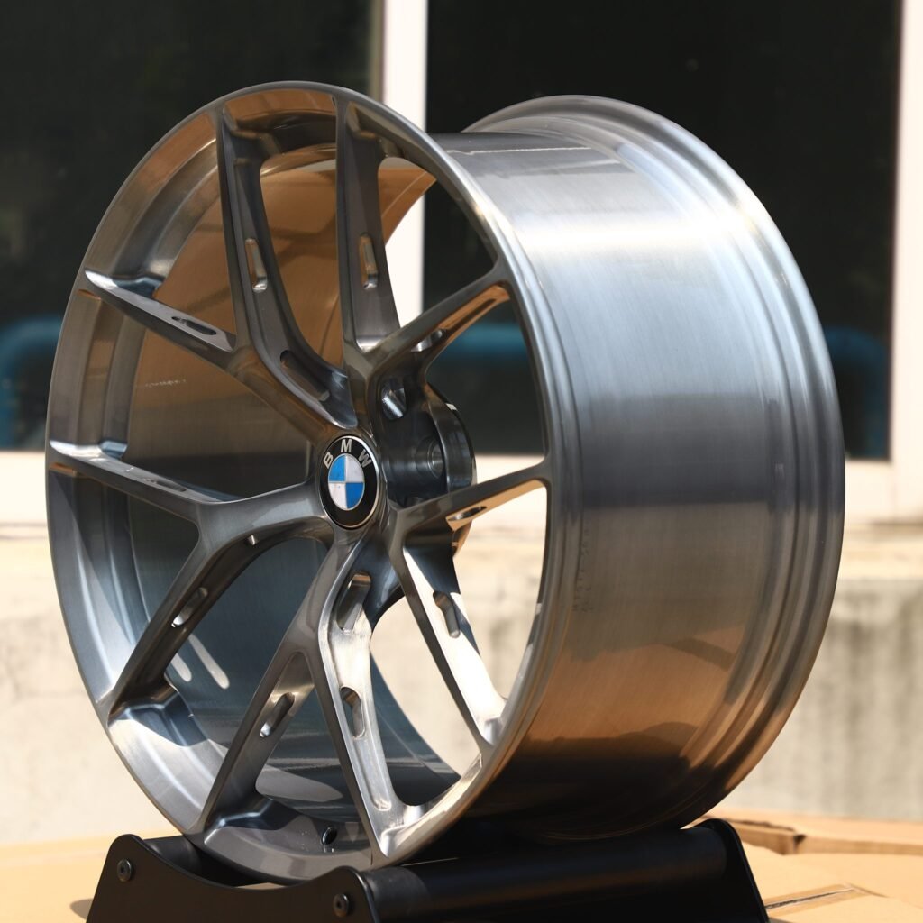 5x112 wheels – Transparent Gray Custom, side view