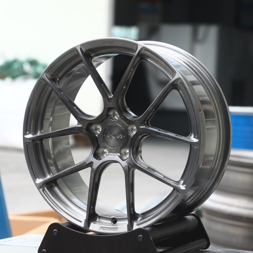 Transparent Gray Petal-Spoke Forged Wheels - Audi A6 / BMW 5 Series Fitment (5-Lug) view 3
