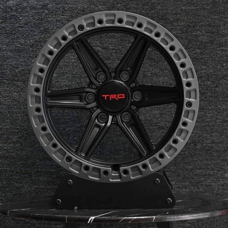 Toyota 4Runner wheels – TRD Matte Gray / Gloss Black 6-Spoke Beadlock, front view