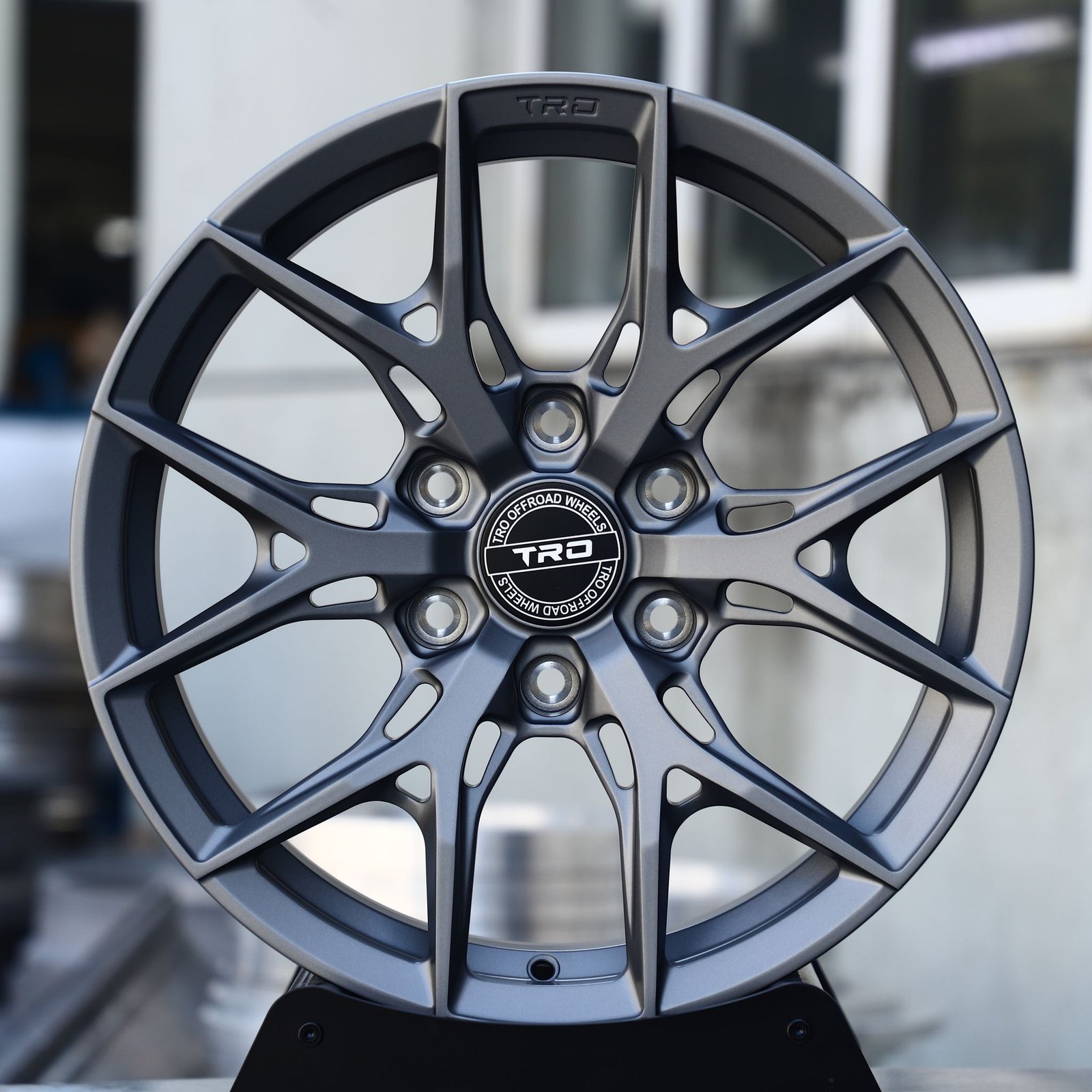 Toyota Tacoma wheels – Gunmetal Multi-Spoke (TRD-Style), front view