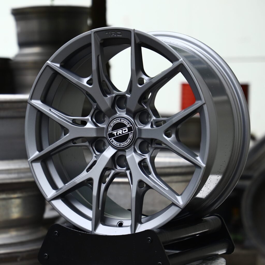 Chevrolet Silverado 1500 wheels – Matte Gunmetal 6 Split-Spoke (TRO Offroad-Style), angled view