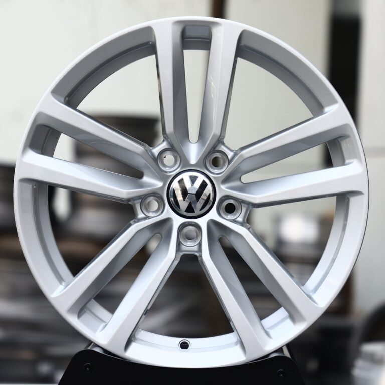 Volkswagen Golf wheels – Brushed Silver 5 Twin-Spoke (Volkswagen OEM-Style), front view