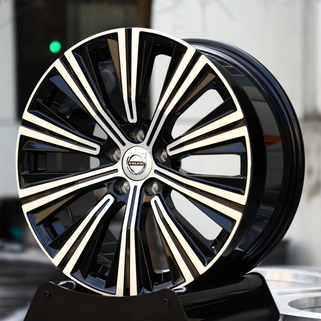 Volvo S90 wheels – Gloss Black / Machined Multi-Spoke (Volvo OEM-Style), angled view