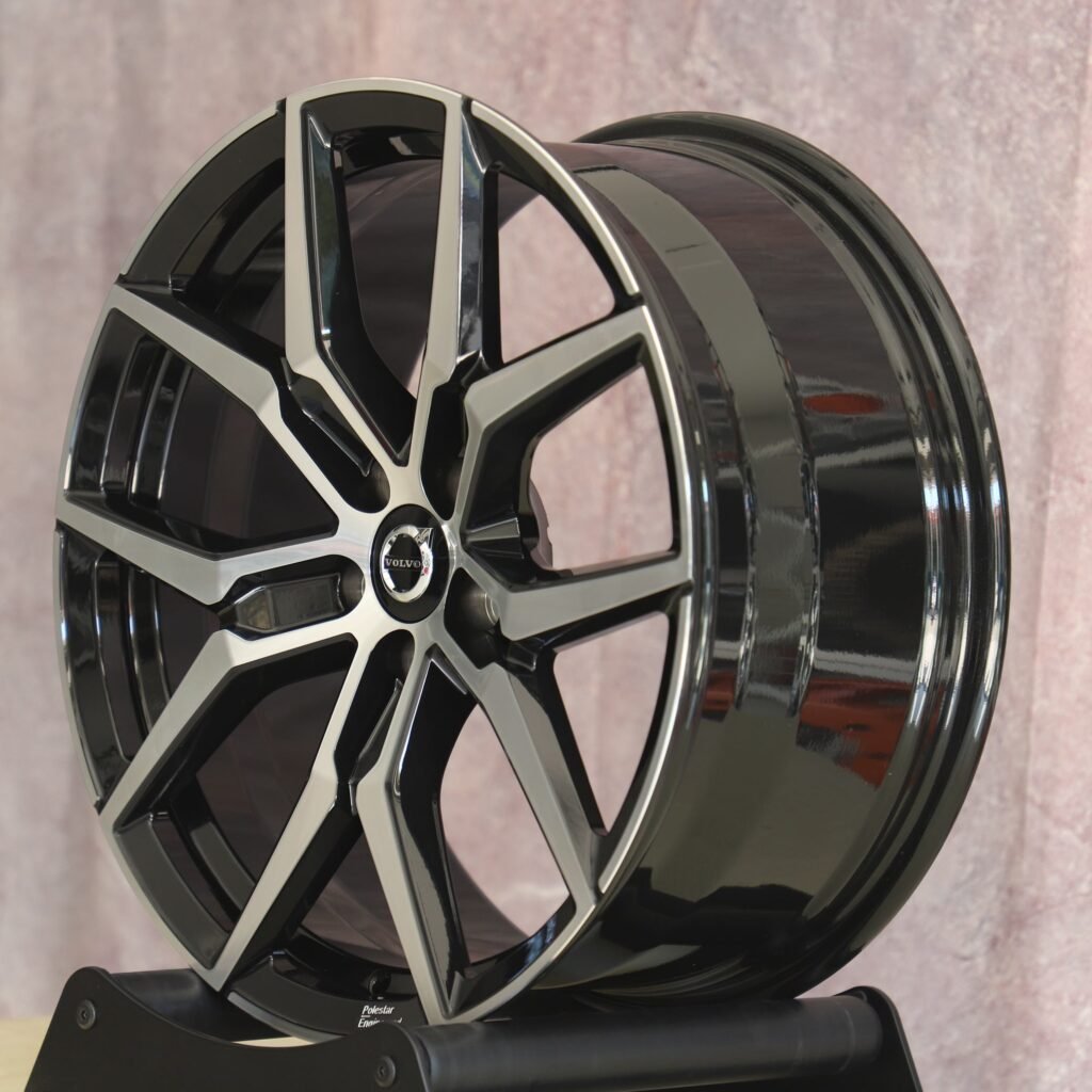 Volvo Style Matte Silver Petal-Spoke Machined Face Forged Wheels - Volvo XC90 / Volvo S90 Fitment (5-Lug) view 4