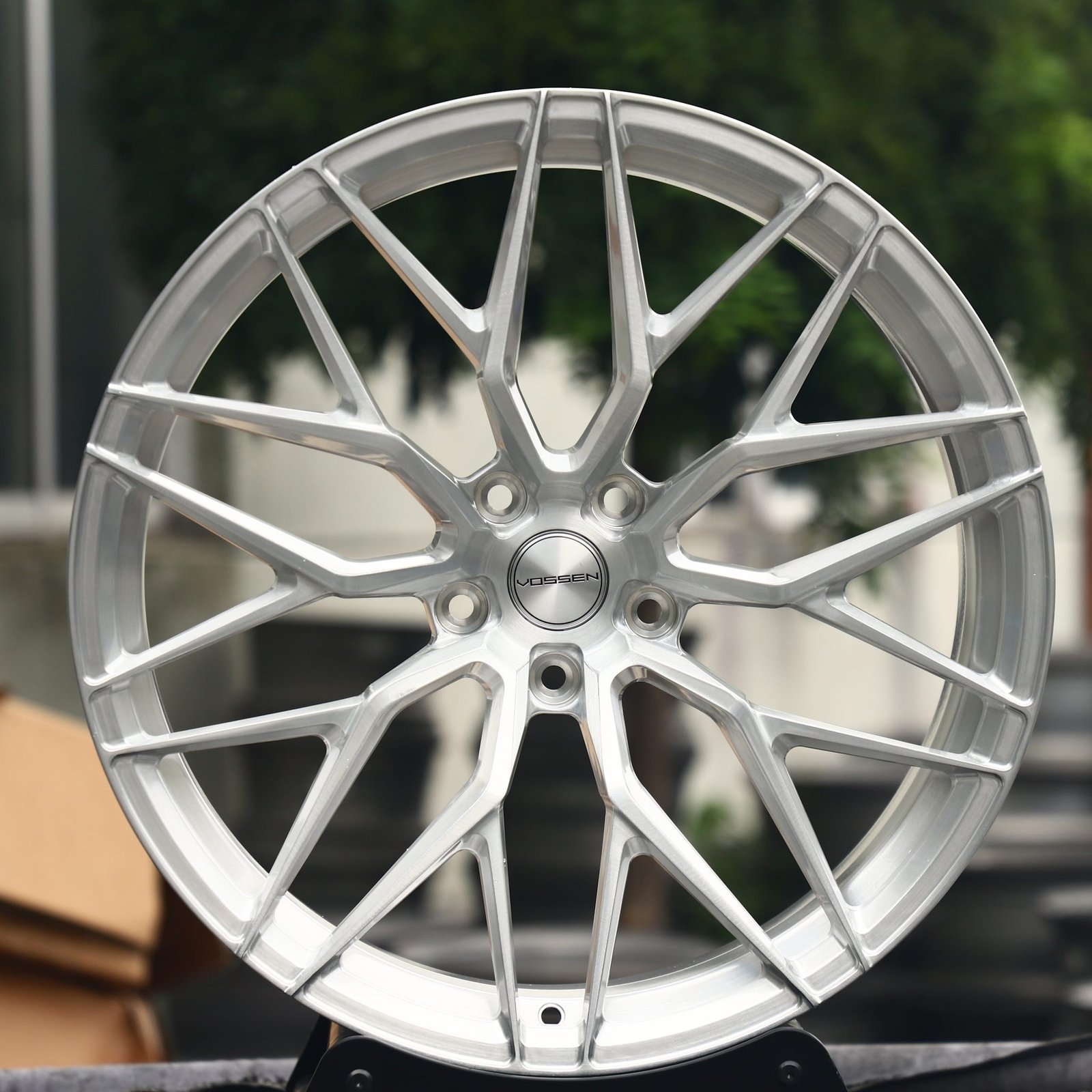 Tesla Model Y wheels – Vossen Bright Silver 10 Y-Spoke, front view