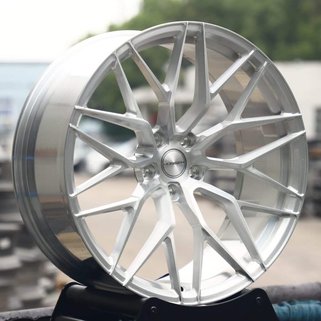 Ford Mustang wheels – Vossen Bright Silver 10 Y-Spoke, angled view