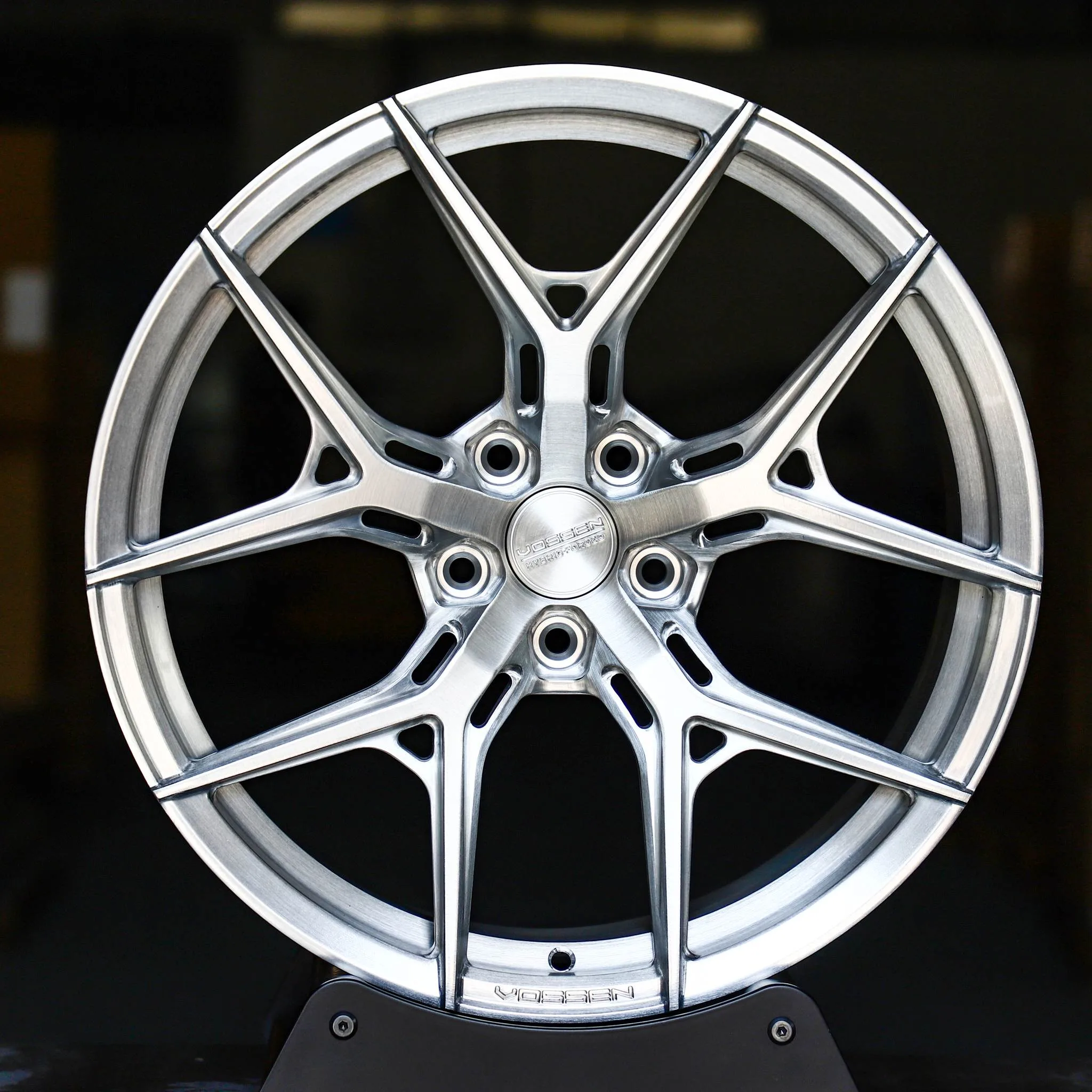 Tesla Model 3 wheels – Brushed Silver 5 Y-Spoke Side-Milled (Vossen HF-5-Style), front view