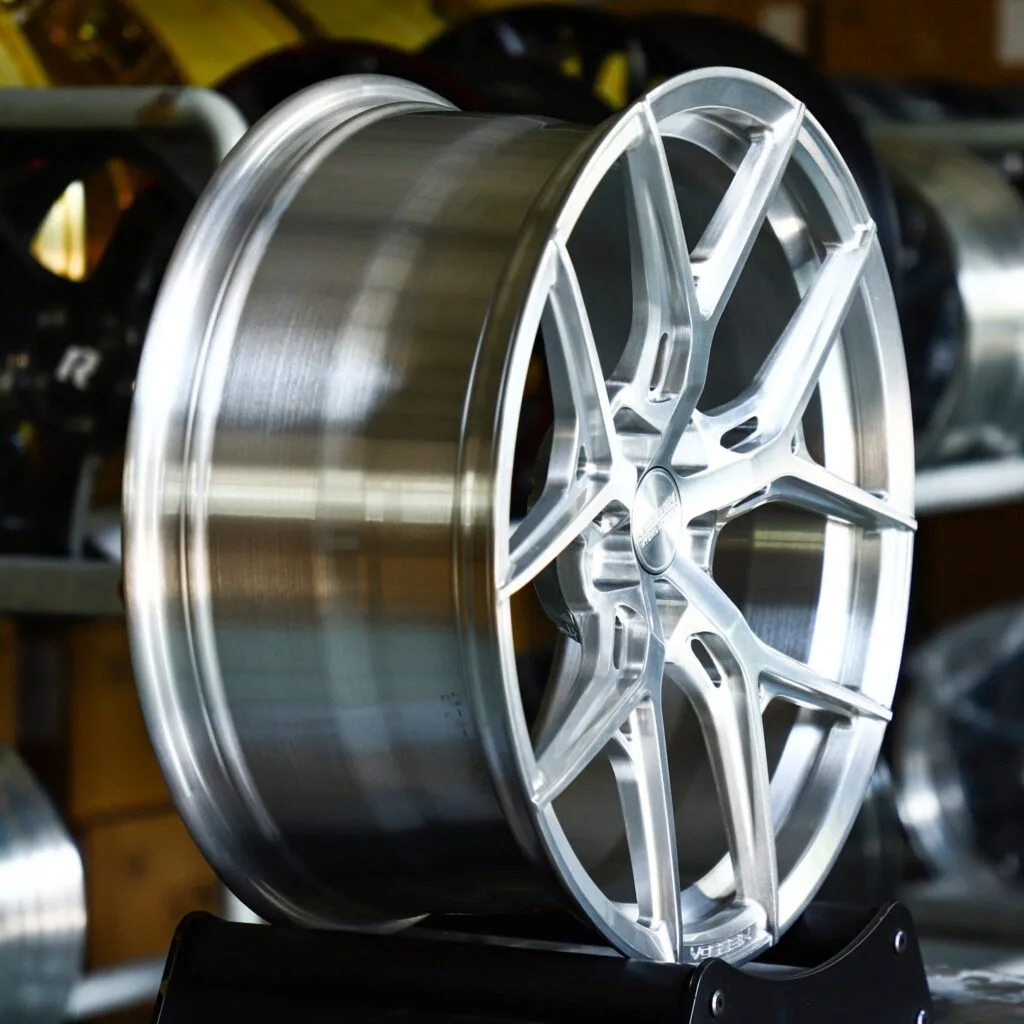 5x114.3 wheels – Brushed Silver 5 Y-Spoke Side-Milled (Vossen HF-5-Style), side view