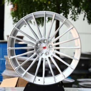 Многоспицевый, в стиле Vossen, брашированный серебристый