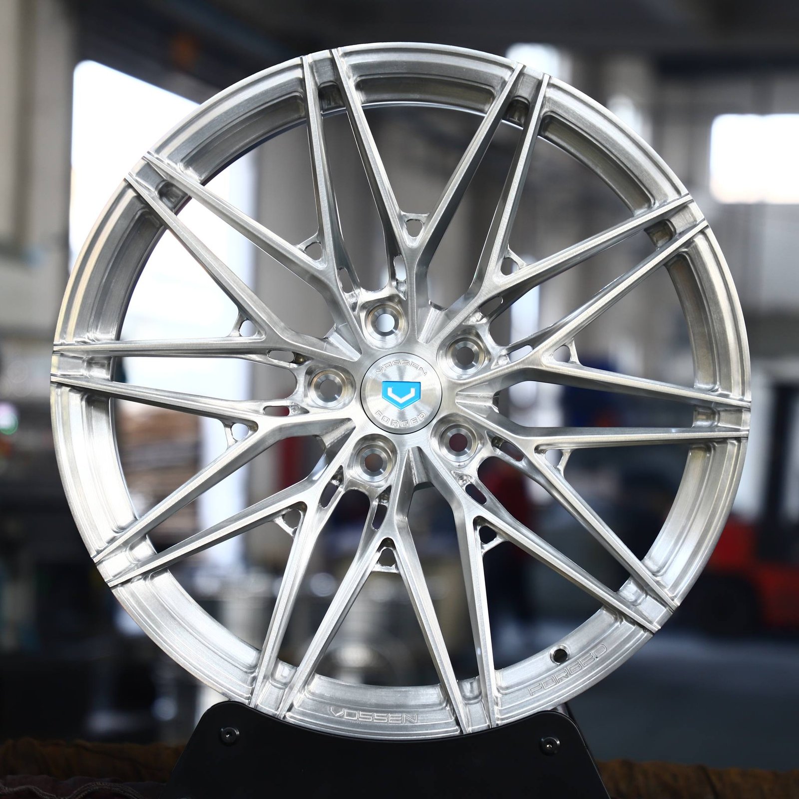 Tesla Model Y wheels – 10 Y-Spoke Side-Milled Mirror Milled (Vossen HF-7-Style), front view