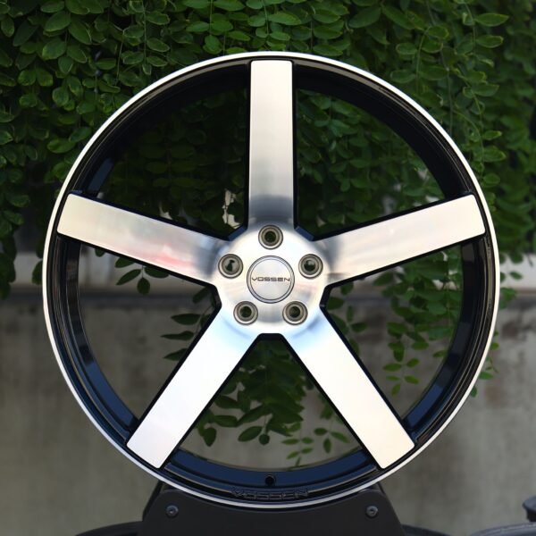 Tesla Model Y wheels – Black / Machined 5-Spoke Machined Face (Vossen CV3-Style), front view