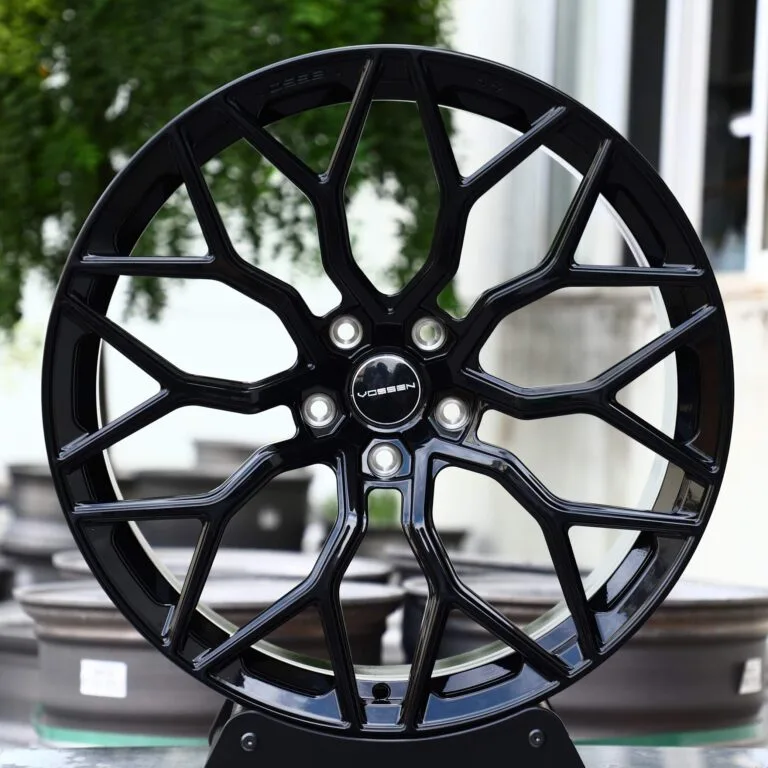 Tesla Model 3 wheels – Gloss Black 10 Y-Spoke (Vossen HF-2-Style), front view