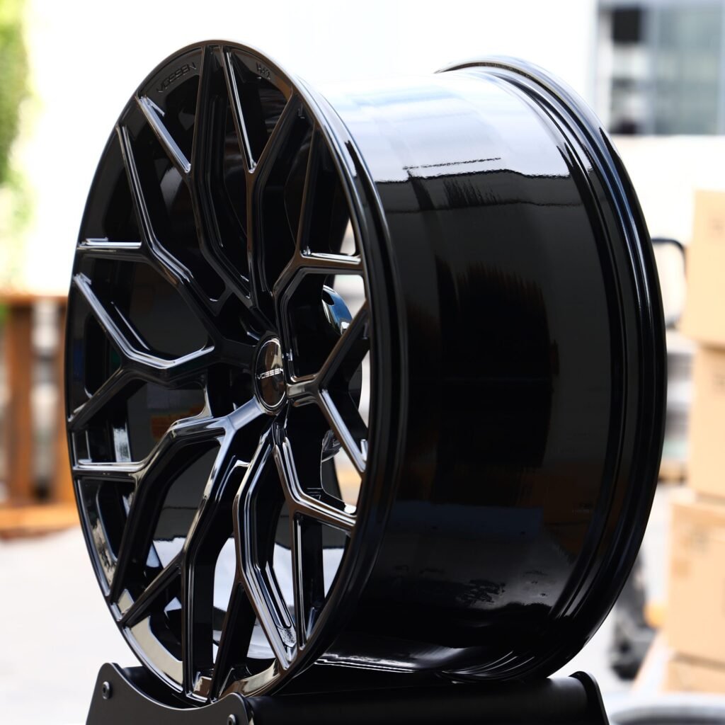 Vossen Gloss Black 10 Y-Spoke Forged Wheels - Audi A6 / BMW 5 Series Fitment (5-Lug) view 4