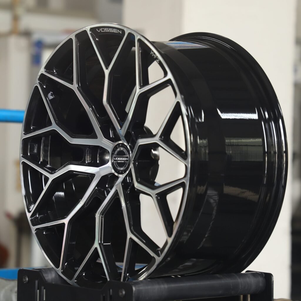 Audi A4 B9 wheels – Gloss Black 10 Y-Spoke Machined Face (Vossen HF-2-Style), lip and barrel detail