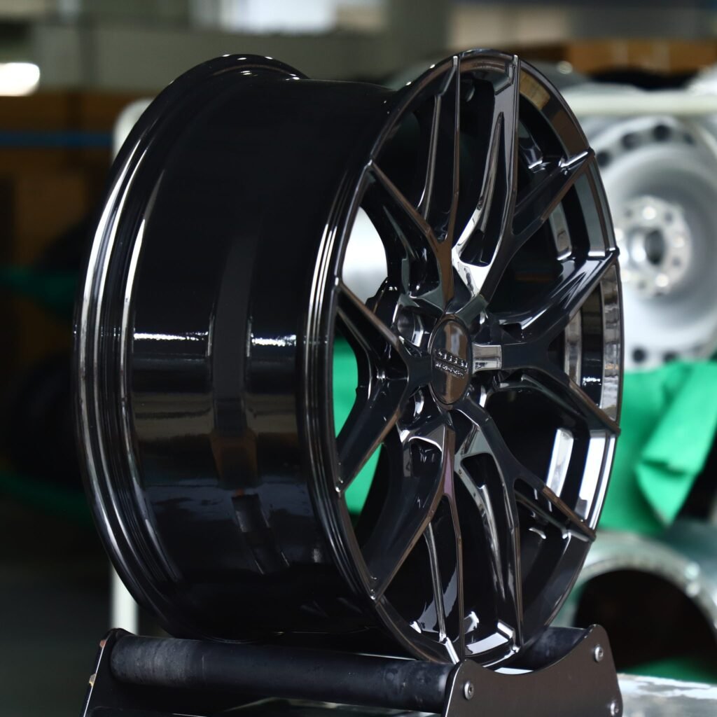 Vossen Gloss Black 6 Y-Spoke Side-Milled Forged Wheels - BMW M3 / Audi RS5 Fitment (5-Lug) view 2