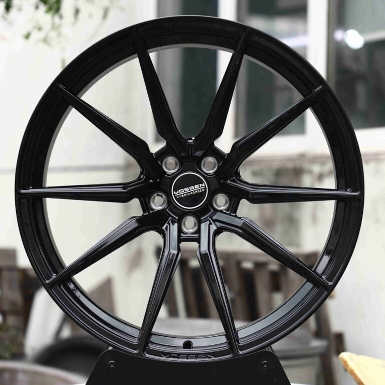 Vossen HF-3-Style Gloss Black 5 V-Spoke Forged Wheels – Tesla Model 3 / Audi A5, front view