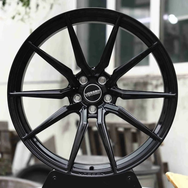 Vossen HF-3-Style Gloss Black 5 V-Spoke Forged Wheels – Tesla Model 3 / Audi A5, front view