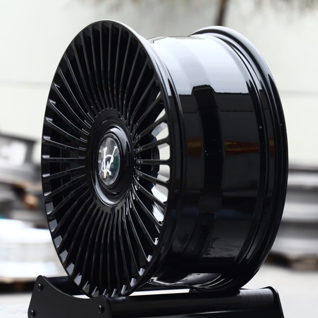 5x112 wheels – Gloss Black Turbine Multi-Spoke (Vossen HF-8-Style), side view