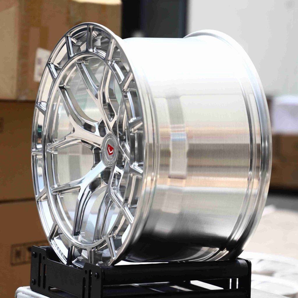 5x114.3 wheels – Matte Silver (Vossen HFX-1-Style), side view