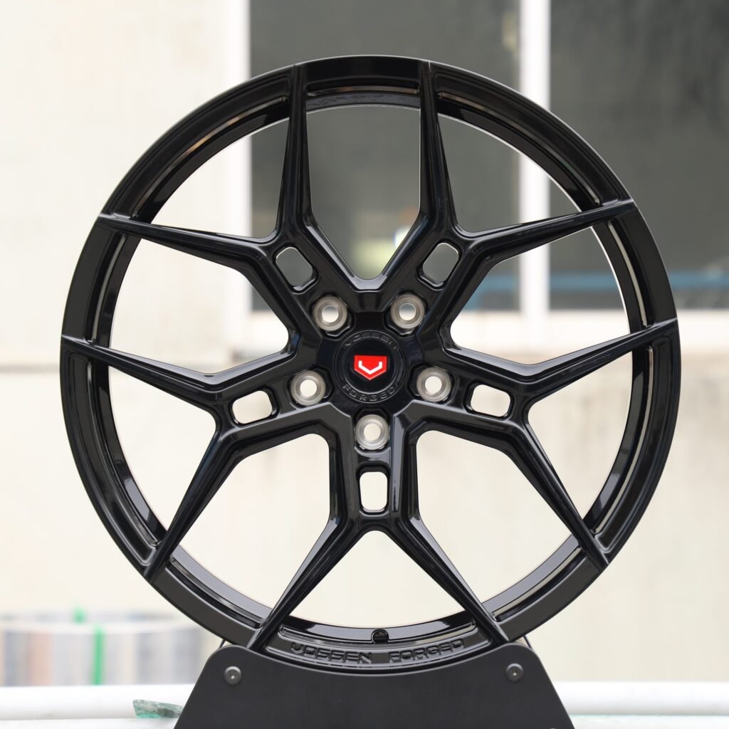 Tesla Model 3 wheels – Matte Silver 5 Y-Spoke (Vossen HF-5-Style), front view