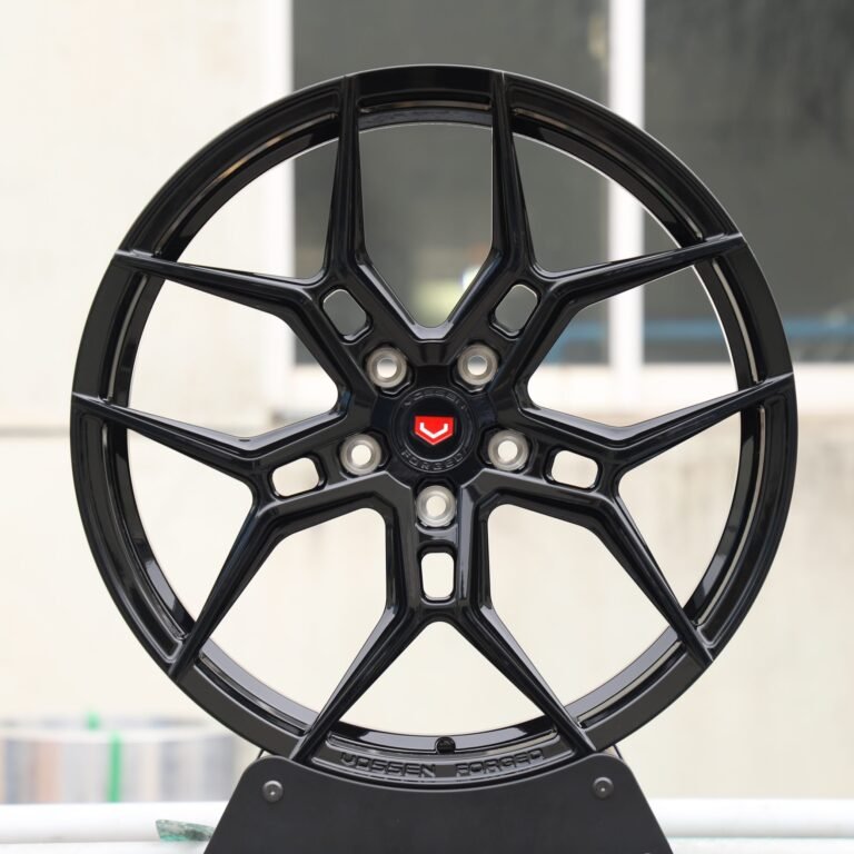 Tesla Model 3 wheels – Matte Silver 5 Y-Spoke (Vossen HF-5-Style), front view