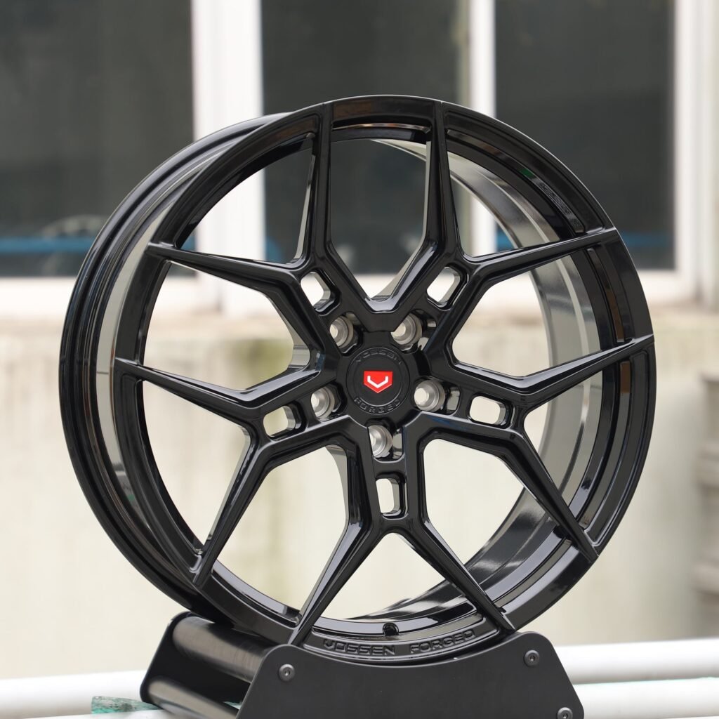 Tesla Model Y wheels – Matte Silver 5 Y-Spoke (Vossen HF-5-Style), angled view
