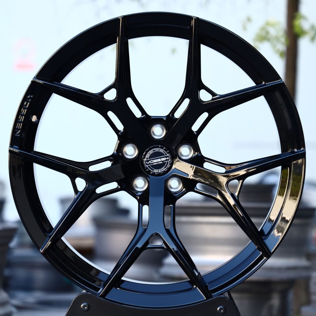 Tesla Model 3 wheels – Matte Silver 5 Y-Spoke (Vossen HF-5-Style), front view