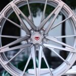 ANK-70928 — спицы крупным планом
