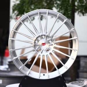 Многоспицевый, в стиле Vossen, серебристый