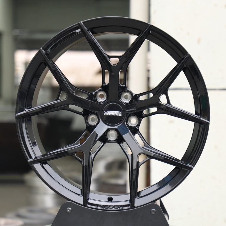 Tesla Model 3 wheels – Side-Milled Silver 5 Y-Spoke (Vossen HF-5-Style), front view