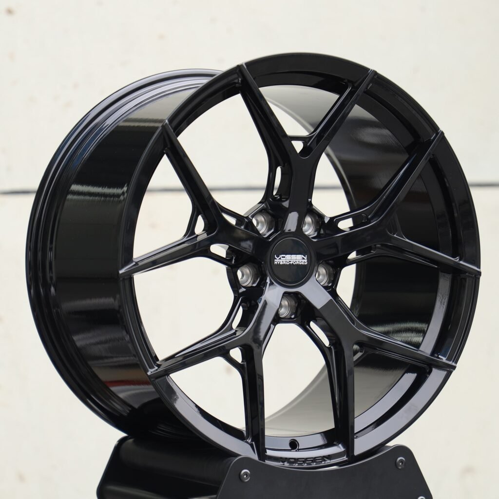 5x114.3 wheels – Side-Milled Silver 5 Y-Spoke (Vossen HF-5-Style), side view