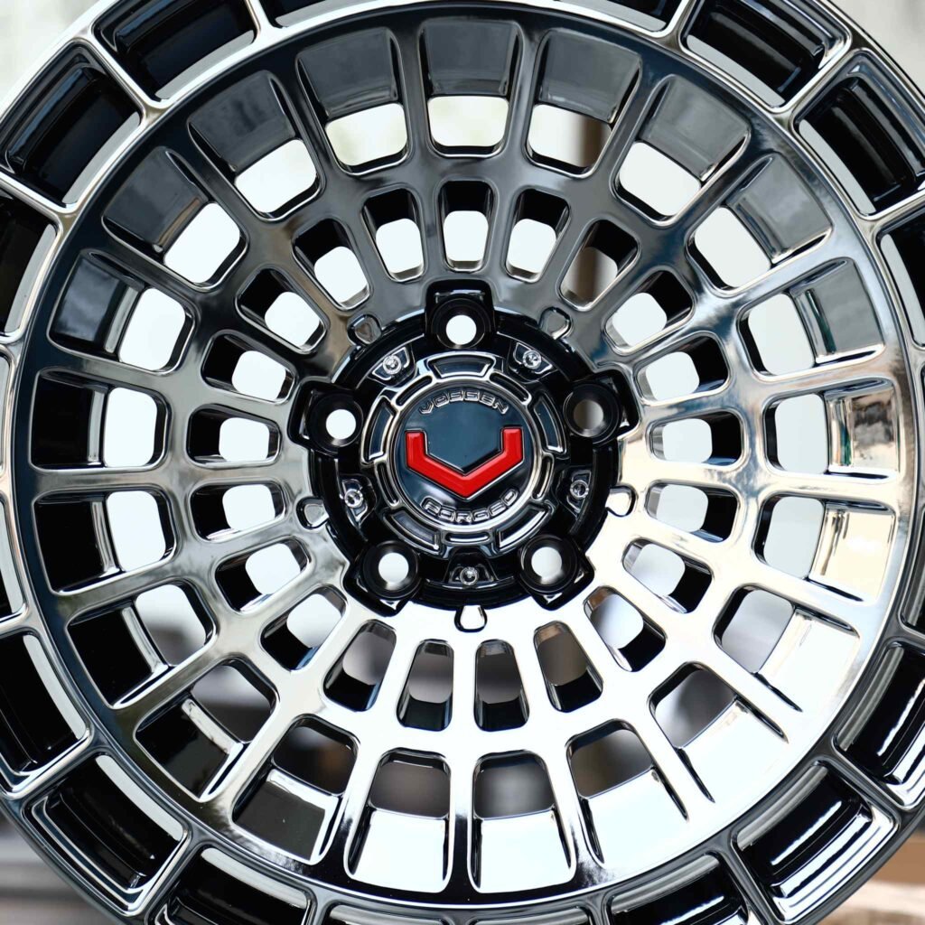 BMW M4 F82 wheels – Black Chrome Multi-Spoke Bolt-Ring (Vossen-Style), lip and barrel detail