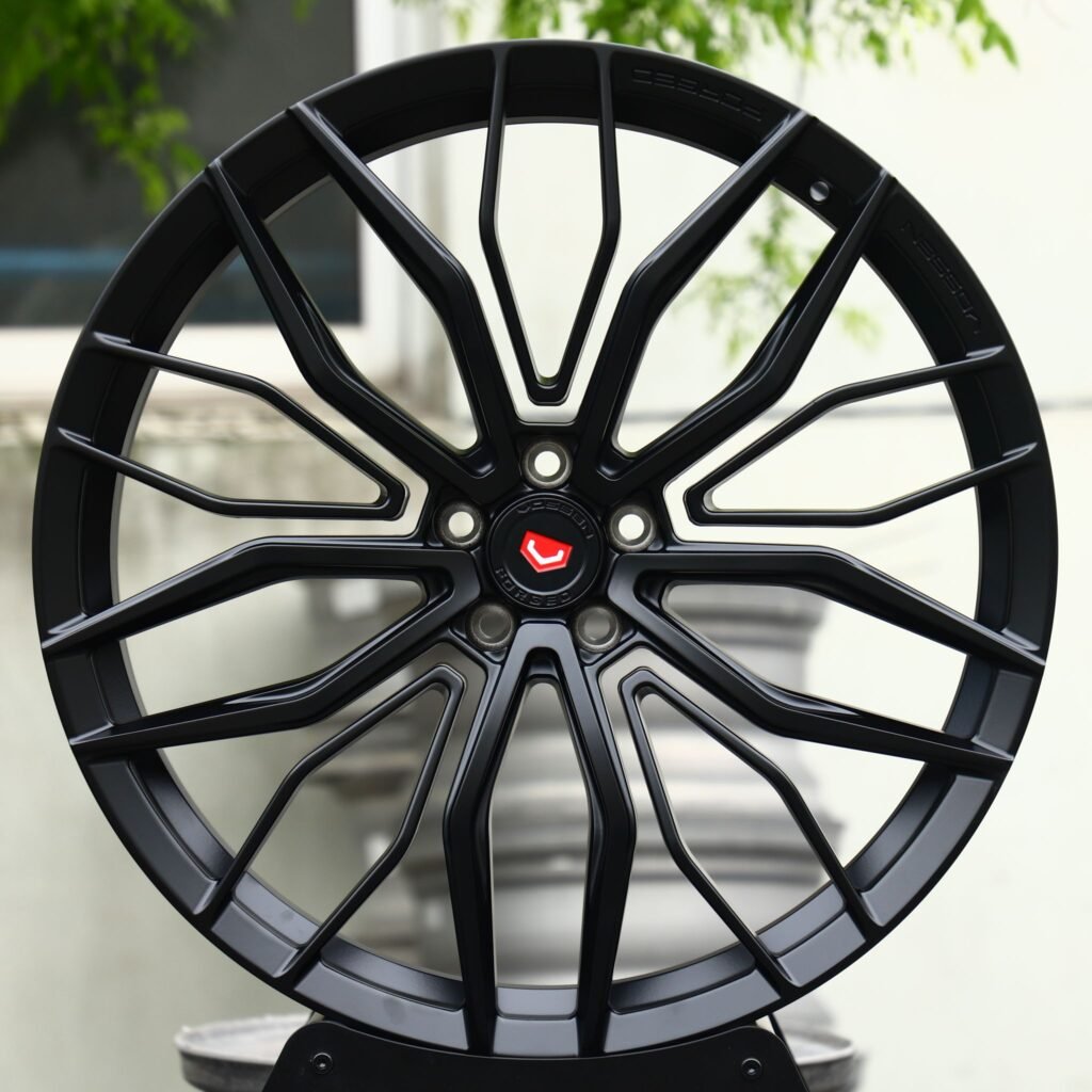 Porsche 911 wheels – Gloss Black Machined Mesh (Vossen-Style), front view
