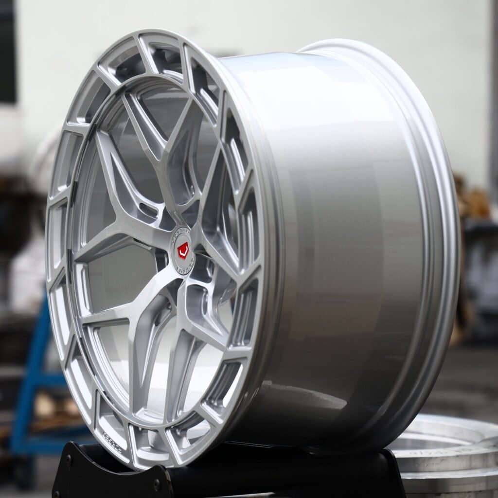 5x130 wheels – Matte Silver Directional Mesh (Vossen-Style), side view