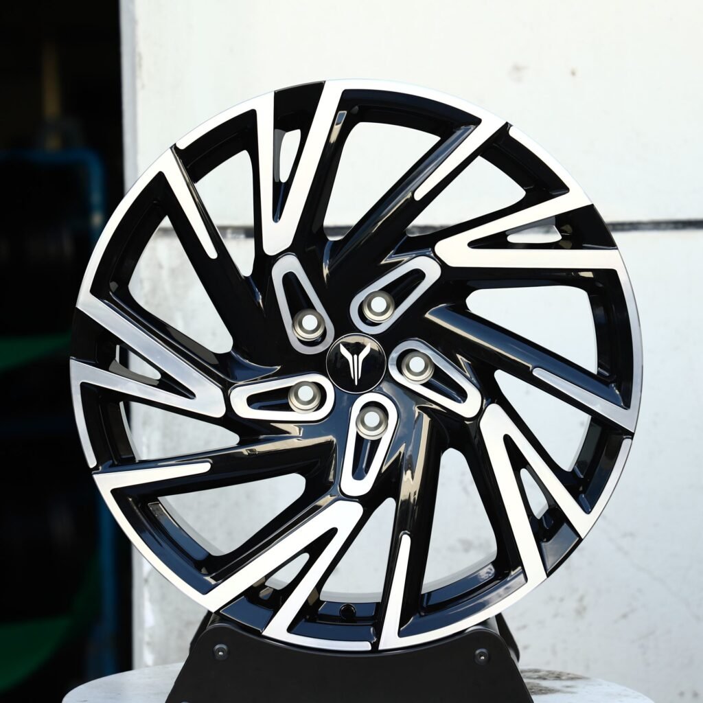 NIO ET7 wheels – Gloss Black Directional Machined Face, front view