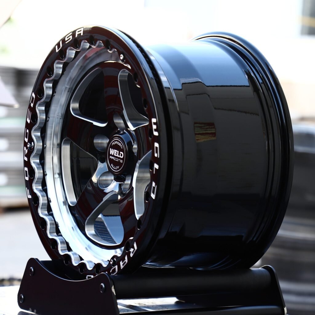 6x139.7 wheels – Gloss Black Beadlock (Weld S71-Style), side view