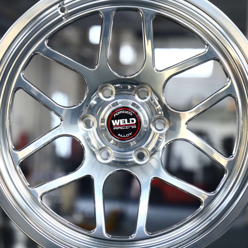 Toyota Tacoma wheels – Weld Racing Bright Silver Deep Lip, lip and barrel detail