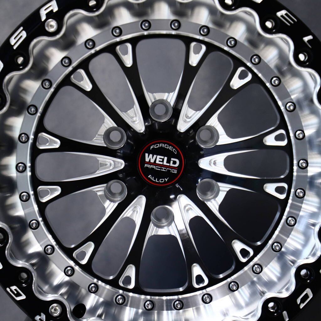 Toyota Tacoma wheels – Weld Racing 5-Spoke Beadlock Mirror Milled, lip and barrel detail