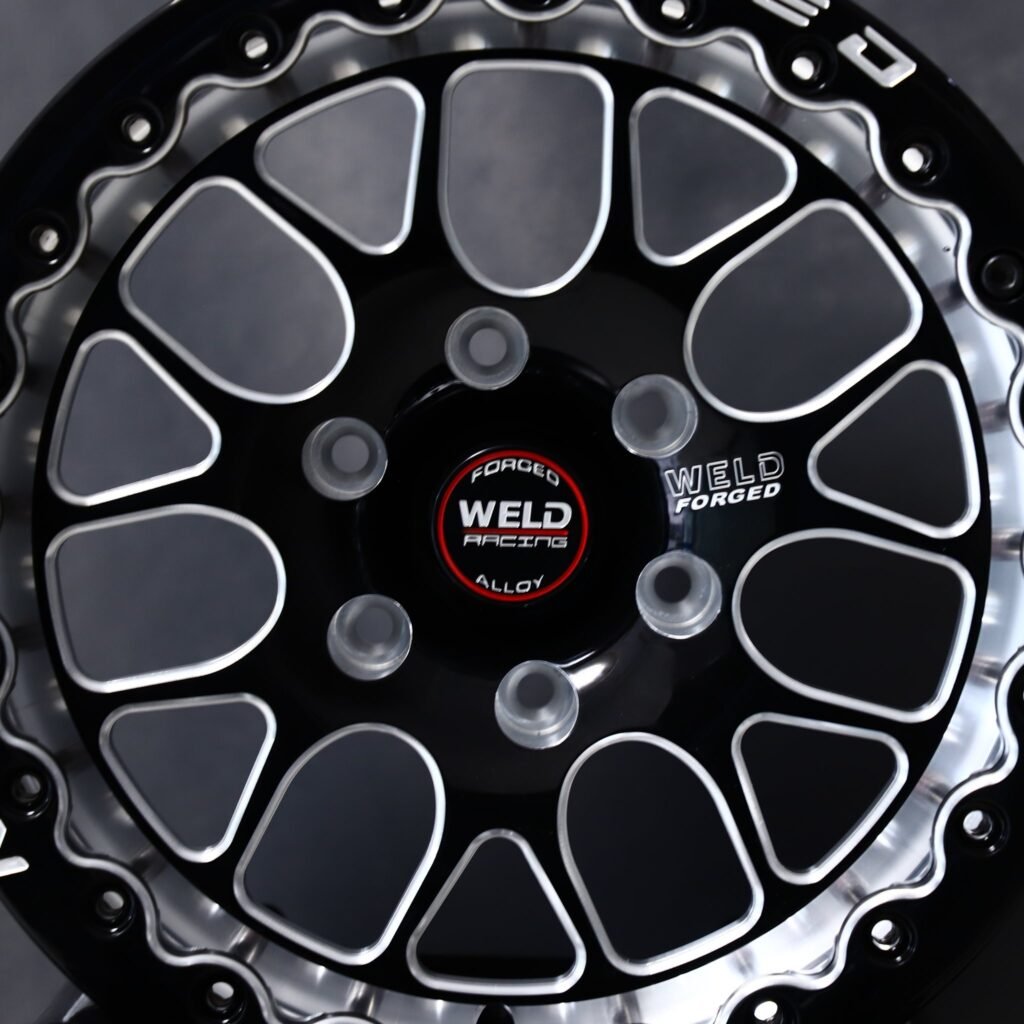 Toyota Tacoma wheels – Weld Racing 5-Spoke Beadlock Mirror Milled, lip and barrel detail