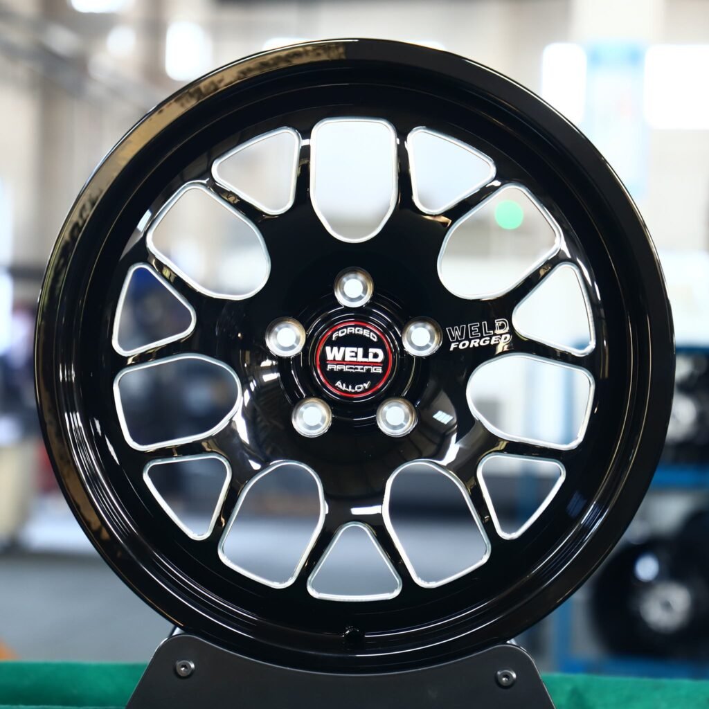 Ford Mustang wheels – Weld Racing 5-Spoke Deep Lip Mirror Milled Beadlock, front view