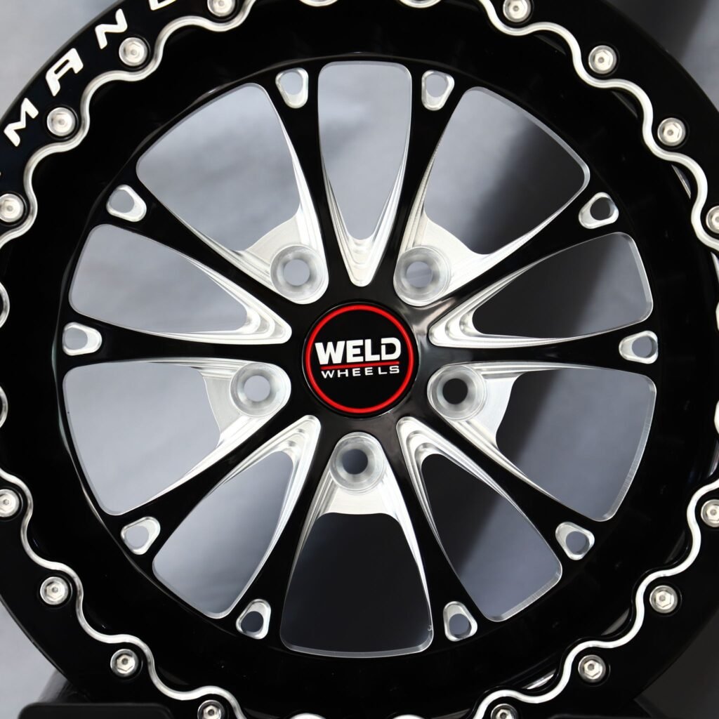Dodge Challenger wheels – Weld Racing 5-Spoke Mirror Milled Beadlock, lip and barrel detail