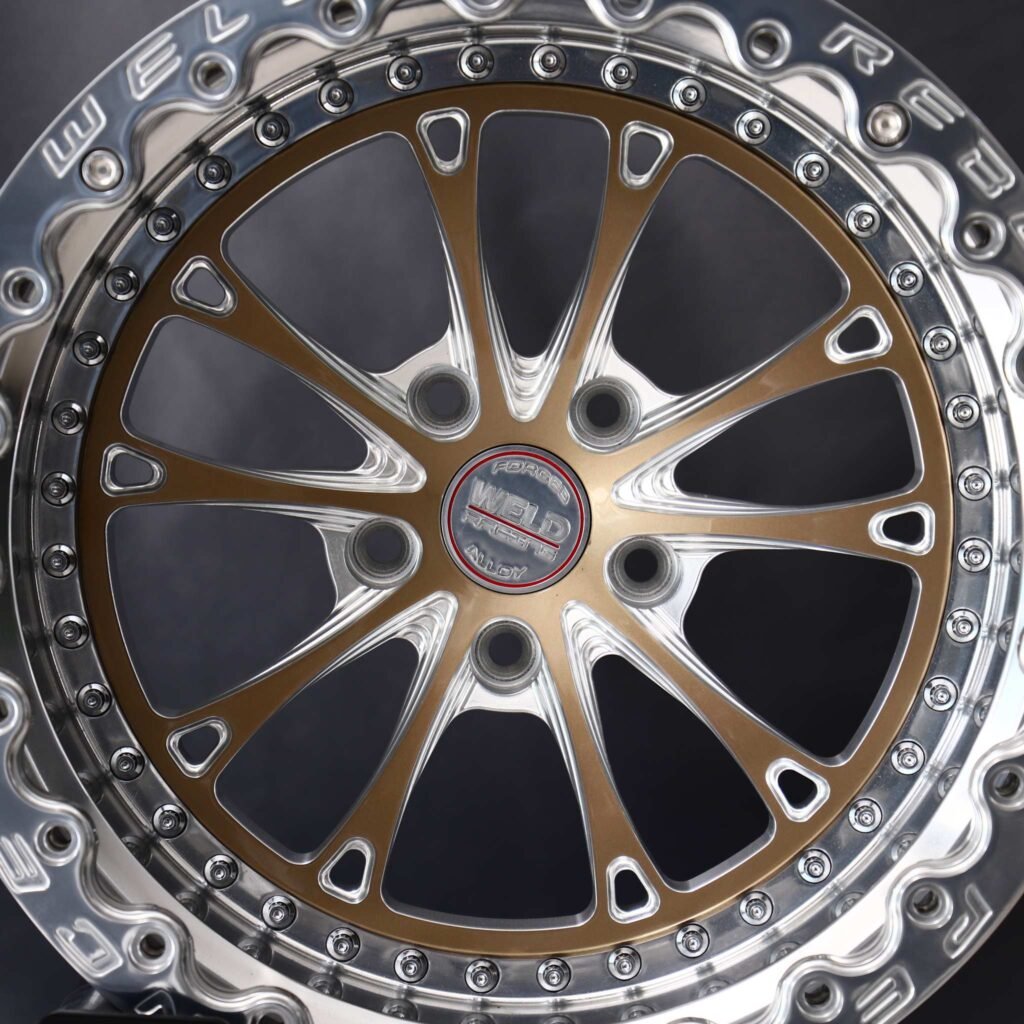 Dodge Challenger wheels – Weld Racing 5-Spoke Mirror Milled Beadlock, lip and barrel detail