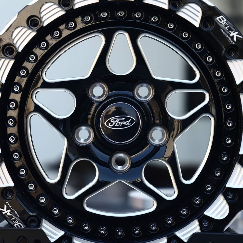 Ford Mustang wheels – 5-Spoke Mirror Milled (Ford OEM-Style), lip and barrel detail