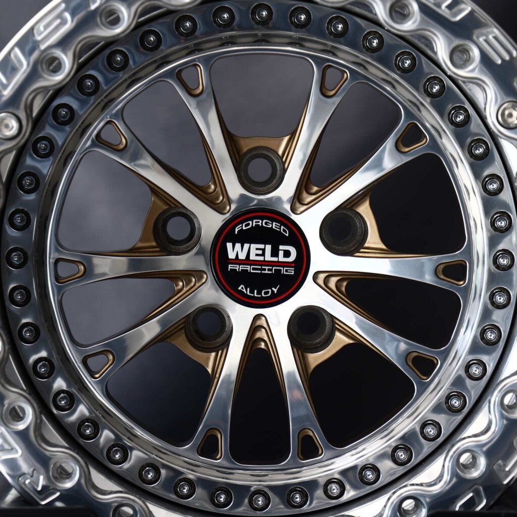 Dodge Challenger wheels – Weld Racing 5-Spoke Mirror Polished Beadlock, lip and barrel detail