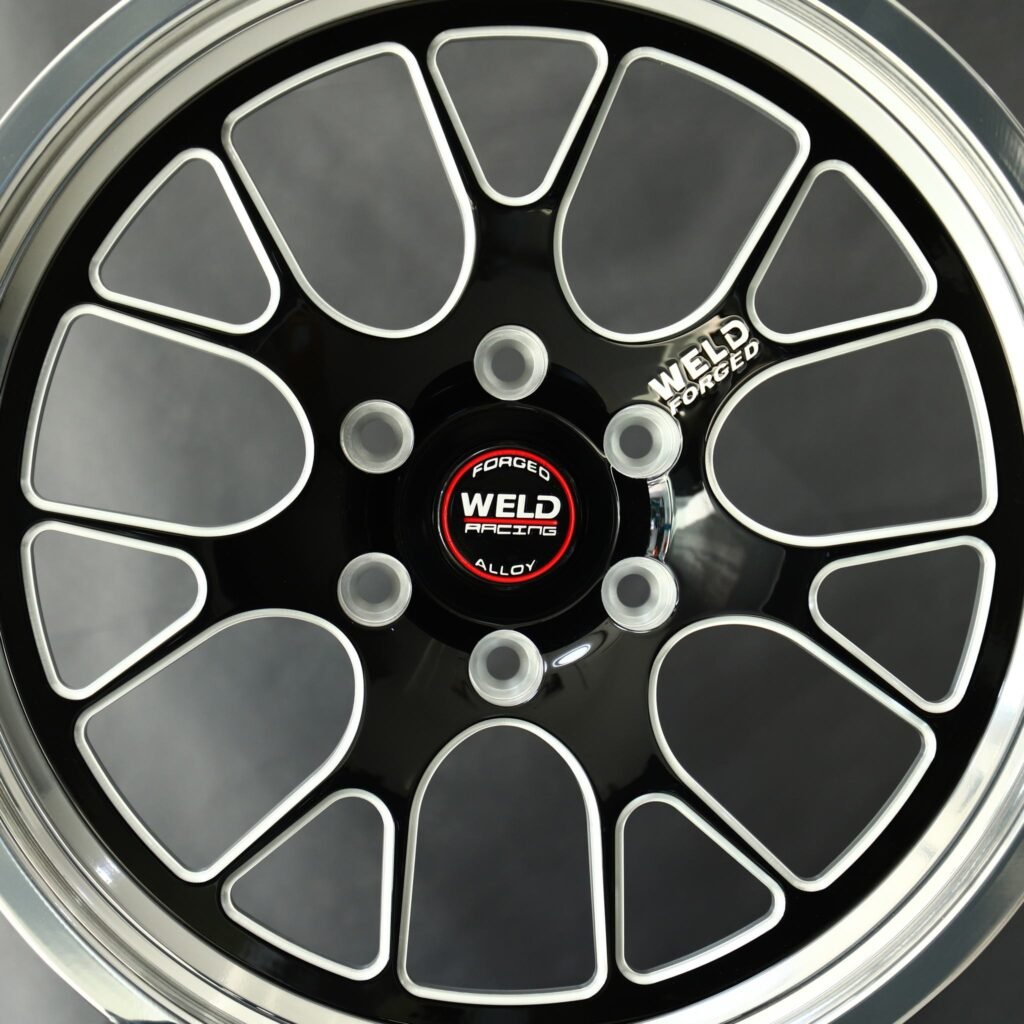 Toyota Tacoma wheels – Weld Racing Deep Lip Mirror Milled, lip and barrel detail
