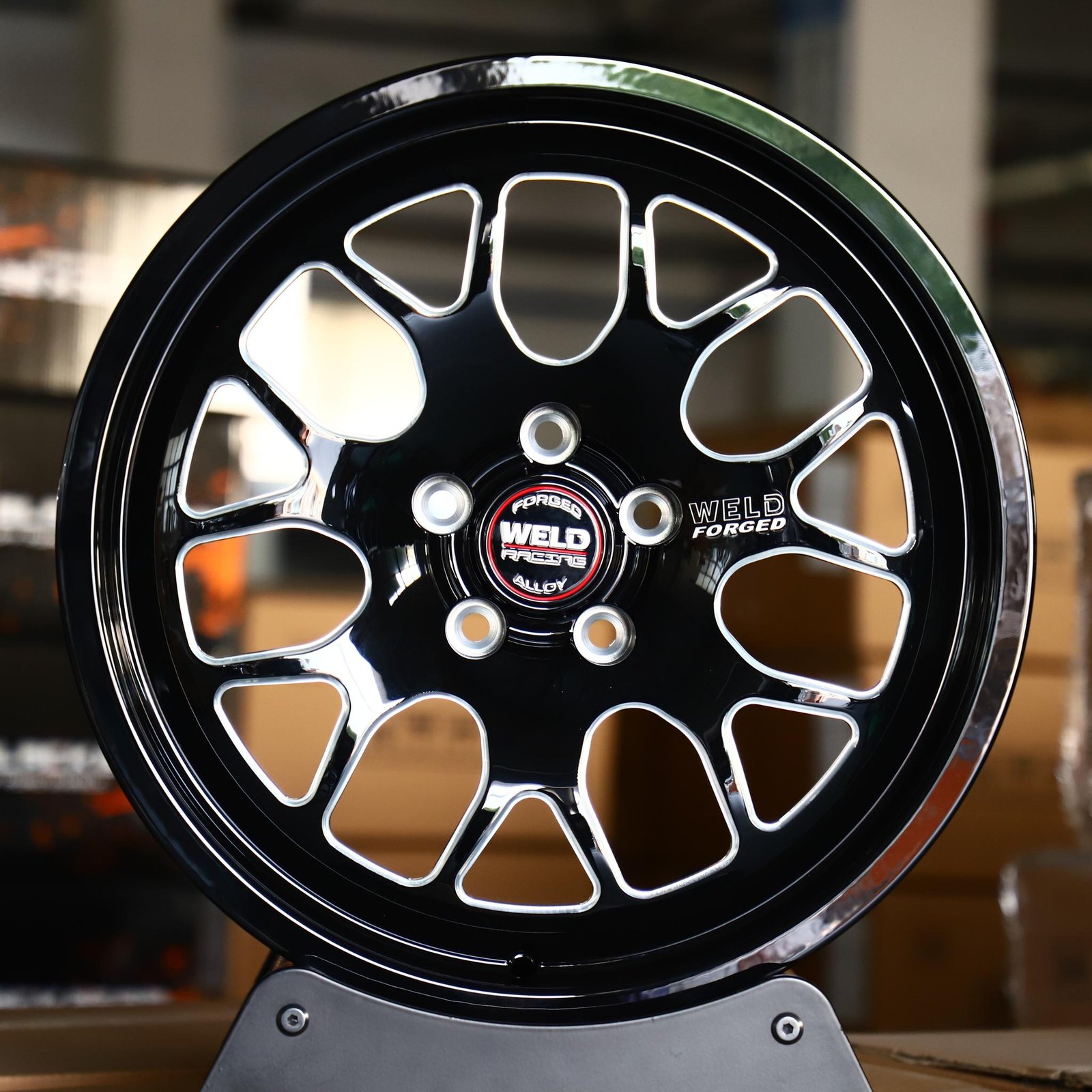 Ford Mustang wheels – Weld Racing Matte Silver Deep Lip, front view
