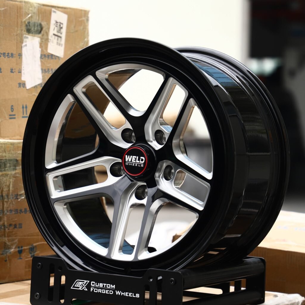Chevrolet Corvette C7 wheels – Gloss Black / Machined 5 Split-Spoke Beadlock (Weld Racing-Style), angled view