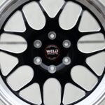 ANK-75560 — спицы крупным планом