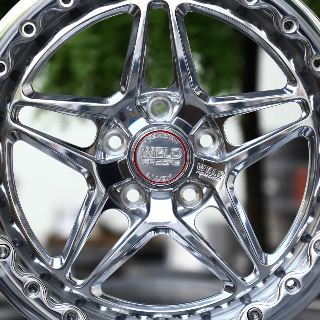 Dodge Charger wheels – Mirror Polished 5-Star Beadlock (Weld Racing-Style), lip and barrel detail
